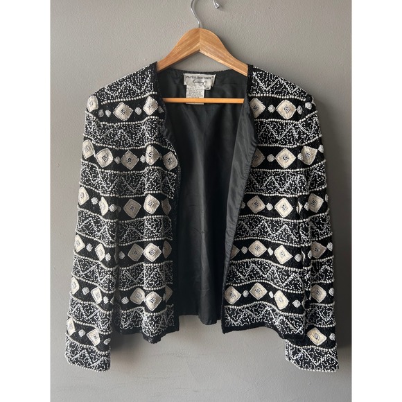 Papell Boutique Jackets & Blazers - Papell Boutique Evening Vintage Silk Beaded Embroidered Jacket‎ Black White M